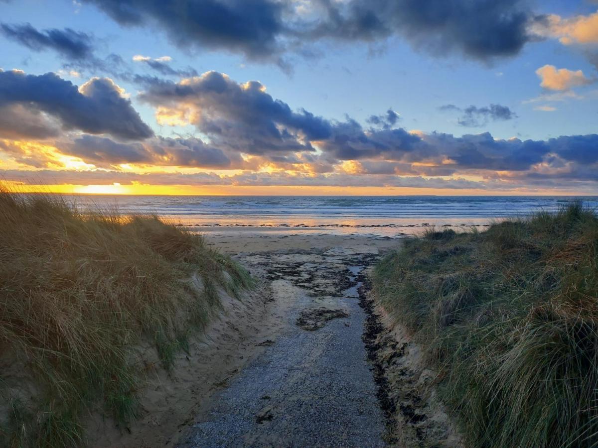 Chez Marie Et Philippe - 1Km De La Plage Les Moitiers-d'Allonne 外观 照片