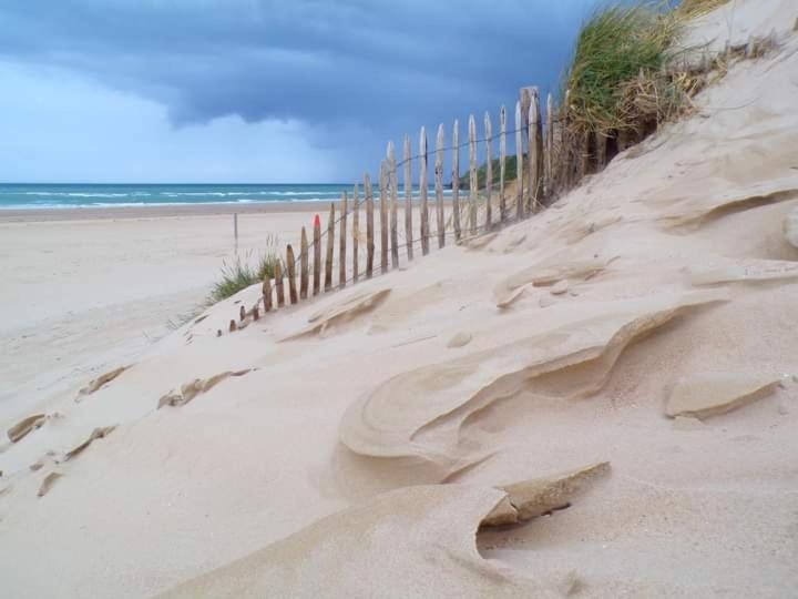 Chez Marie Et Philippe - 1Km De La Plage Les Moitiers-d'Allonne 外观 照片